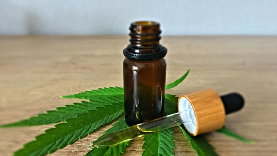 Cos’è il CBD: effetti, proprietà, benefici
